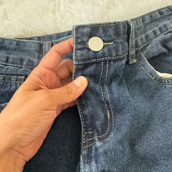 YESSTYLE Sosana Low Waist Butterfly Embroidered Bootcut Jeans Size M 26 in insea - Picture 5 of 13